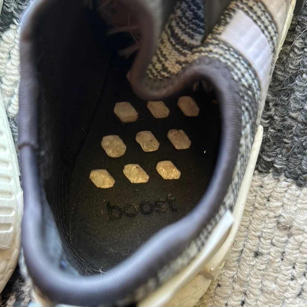 adidas White and Gray Athletic Shoes for Performance - Picture 6 of 8